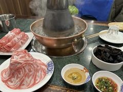 -楼外楼肥羊木炭火锅居(乐群街店)