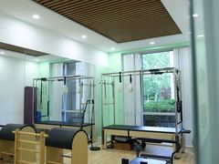 -Isofit 普拉提·婵柔工作室