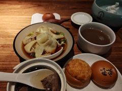 -新盈光·云会所(百丈东路店)