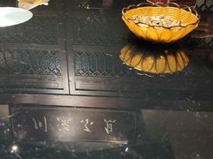 -川流不息·地道川菜·小龙虾(新松江路店)