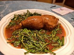 八宝葫芦鸭-扬州香格里拉·香宫中餐厅