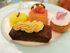 -The Diamond Jubilee Tea Salon at Fortnum & Mason