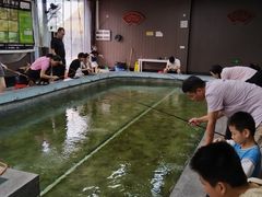 -光头佬室内钓虾场·烧烤·团建·亲子(中山八路店)