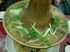 -老字号·阿里巴巴特色牦牛肉汤锅