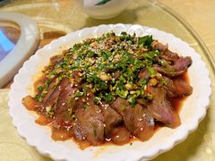 凉拌牛肉-欢乐时光家常菜(大石店)