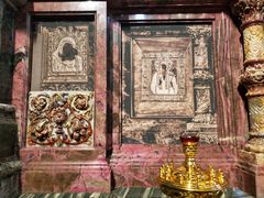 -滴血救世主教堂