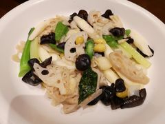 荷塘月色-香山家宴