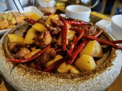 老王头牌黄焖鸡-隔壁老王·家常云南菜(花巷店)