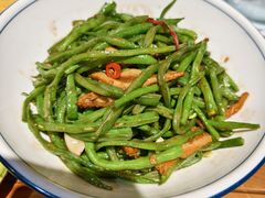 -黄泥岗·地道湖北菜(奥特莱斯店)