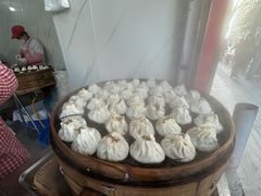 -严氏重油烧麦(民权路店)