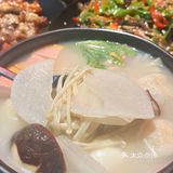 厦门探店｜来自韩国人安利的正宗烤猪蹄来咯