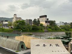 -四条大桥