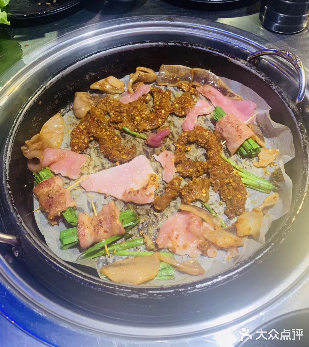 火锅加烧烤加自助餐加鸡尾酒