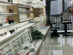 -视野联行眼镜·蔡司·控优点授权(长白万象汇店)