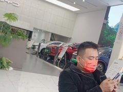 -弘仁宝佳比亚迪4S店(宝山旗舰店)