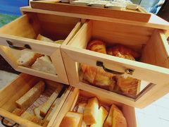 -YUMI芽米·法式烘焙·咖啡(骖鸾路店)