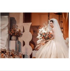 -欣薇婚纱(新源乐汇城店)