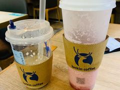 -瑞幸咖啡(凯德龙之梦莘庄店)