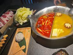 -湊湊火锅·茶憩(杭州湖滨银泰in77店)