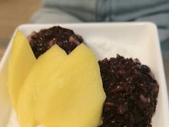 芒果白雪黑糯米-满记甜品(王府井北京市百货大楼店)