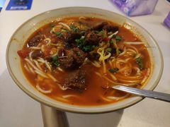 -粉八·云南米线·建水烧烤(常熟路店)