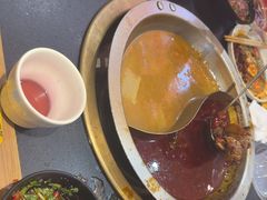 -沸炉重庆老火锅(军事博物馆店)