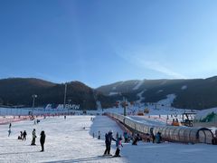 -中旅松花湖滑雪场
