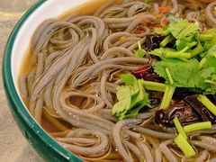 -何适山庄 ·可团建(水长城P2停车场店)