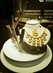 -中国黄金(福佳新天地店)