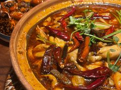 肥肠砂锅（牛蛙需另加）-马头巷·隐庐居·红油大虾(园区店)