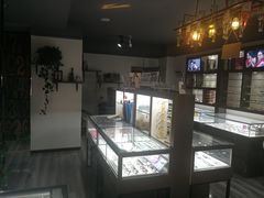 -视野联行眼镜蔡司·依视路官方授权店(顺城店)