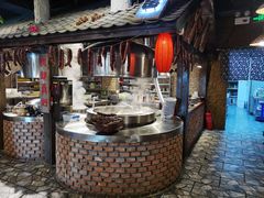 -破瓦寒窑·地摊烤羊排