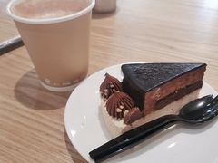 -藏猫猫咖啡主题馆(中央大道店)