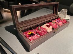 黑金宝盒-左庭右院鲜牛肉火锅黑金店(陆家嘴中心店)