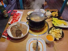 -尚品小土屋涮毛肚(李沧万达店)