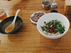 -嘻小北·兰州清汤牛肉面(太平洋森活天地店)
