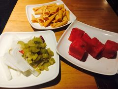 -洪氏嗨捞·广东猪肚鸡·椰子鸡火锅(西咸万象城店)