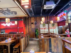 -先启半步颠小酒馆(白麓里店)