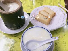 椰香竹筒炖奶-民信老铺(华盖路店)