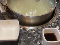 -一席地·本地鸡窝·杭帮鸡火锅(萧山银隆百货店)
