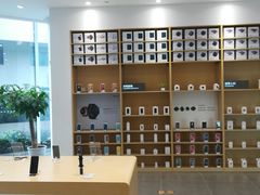 -华为授权体验店(中山公园来福士)