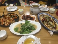 -乌镇那一年小院主题餐厅(甘泉西路店)