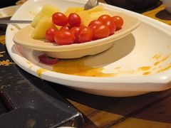 -老牌坊云南鱼豆花火锅(爱建店)