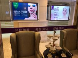 -孔雀手美甲美睫护理