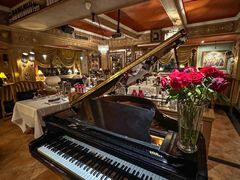 -火车头法国西餐厅