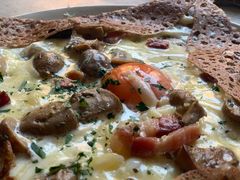 鸡蛋蘑菇熏肉荞麦可丽饼-RAC BAR(安福路店)