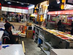 -食上东新街美食街区(民乐新都会店)