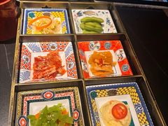 -山川小町·极番烧肉(新地假日广场店)