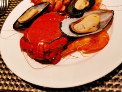 -月色西餐厅·海鲜刺身·烧烤(科学城保利郡雅酒店)