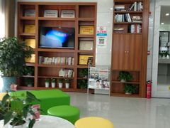-咿呀口腔(光谷分院)